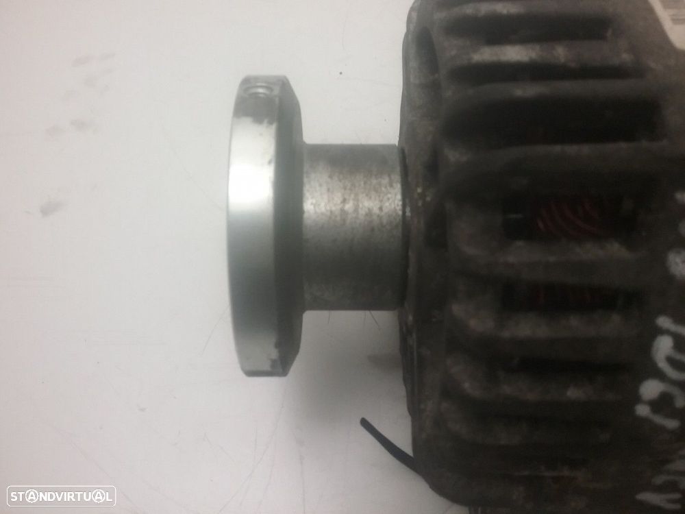 Alternador FORD FOCUS II (DA_, HCP) 1.8 TDCi | 01.05 - 09.12 Usado REF. MOTOR KK... - 3