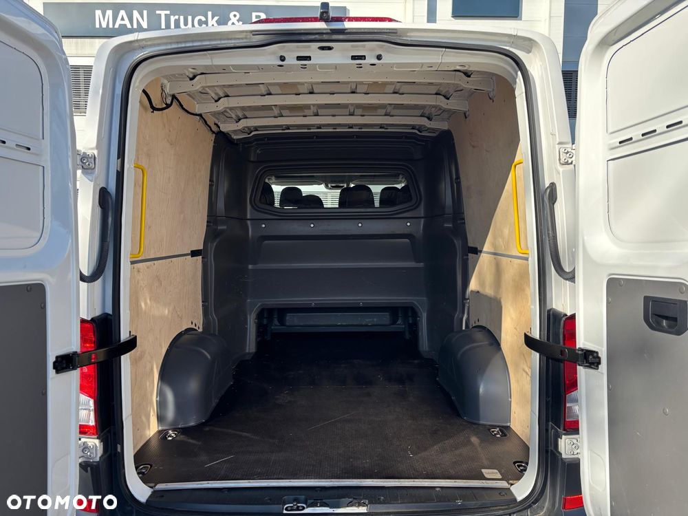MAN TGE - 19
