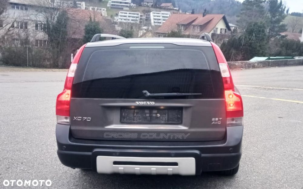 Volvo XC 70 AWD Momentum - 5