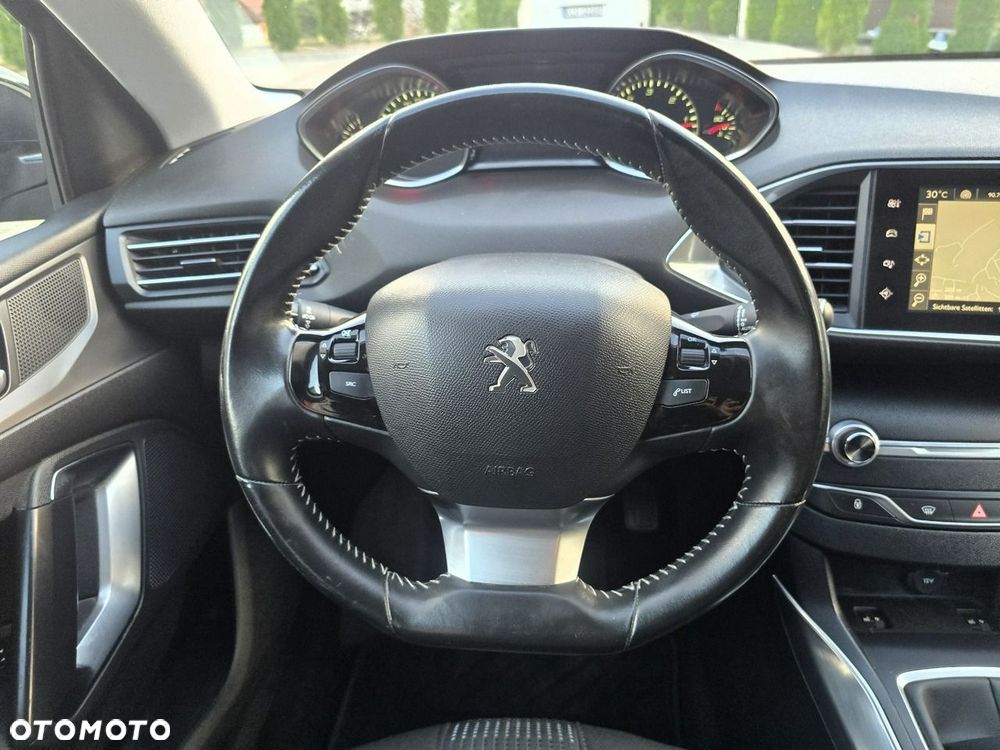 Peugeot 308 2.0 BlueHDi Allure S&S - 27