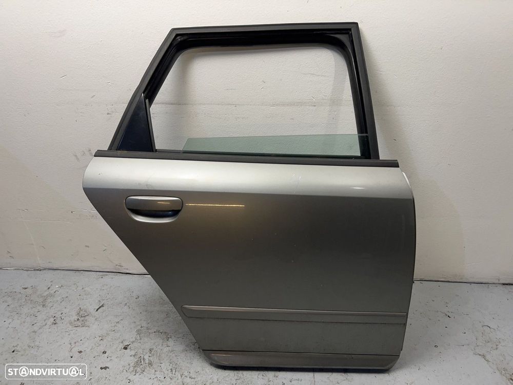 Porta Dto Trás AUDI A4 Avant (8E5, B6) 2001 - 2004 - 1