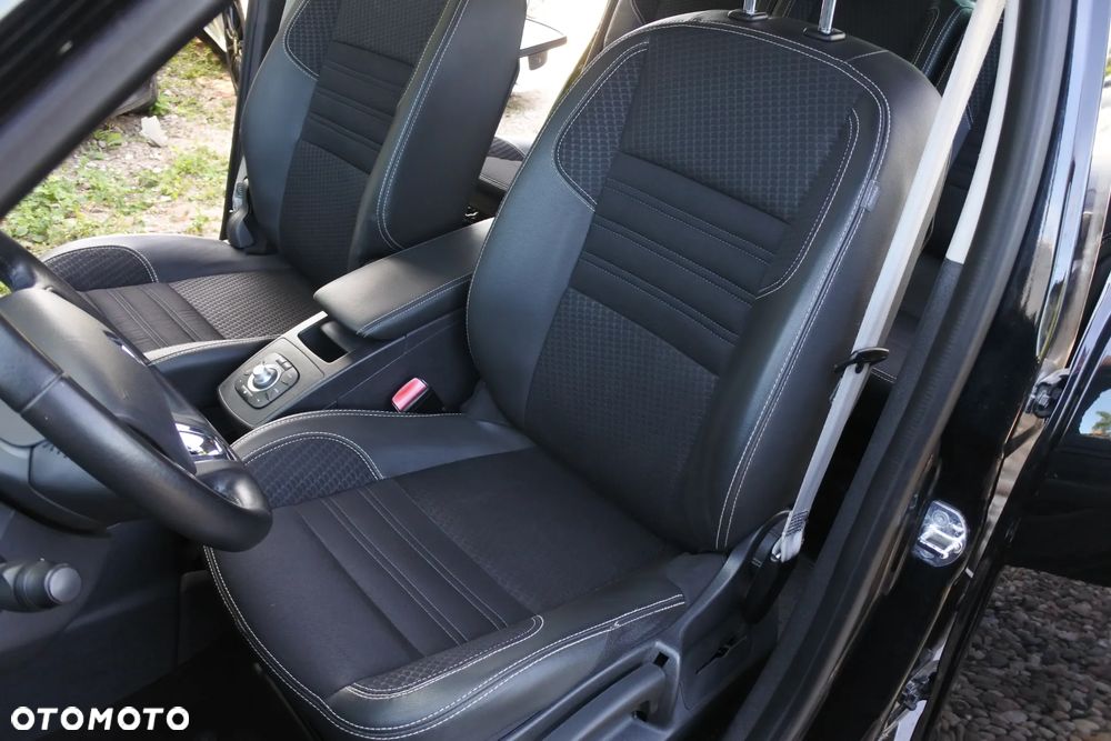 Renault Scenic 1.2 TCE Energy Bose - 11