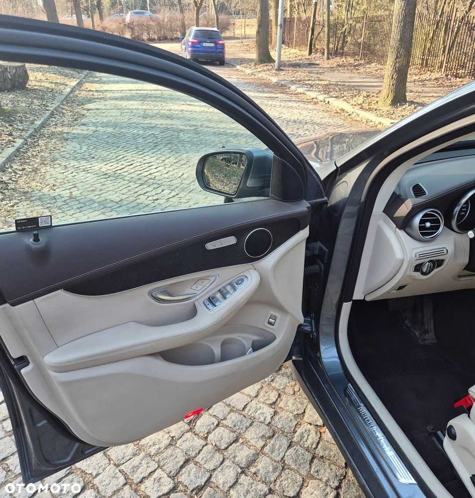 Mercedes-Benz GLC - 20