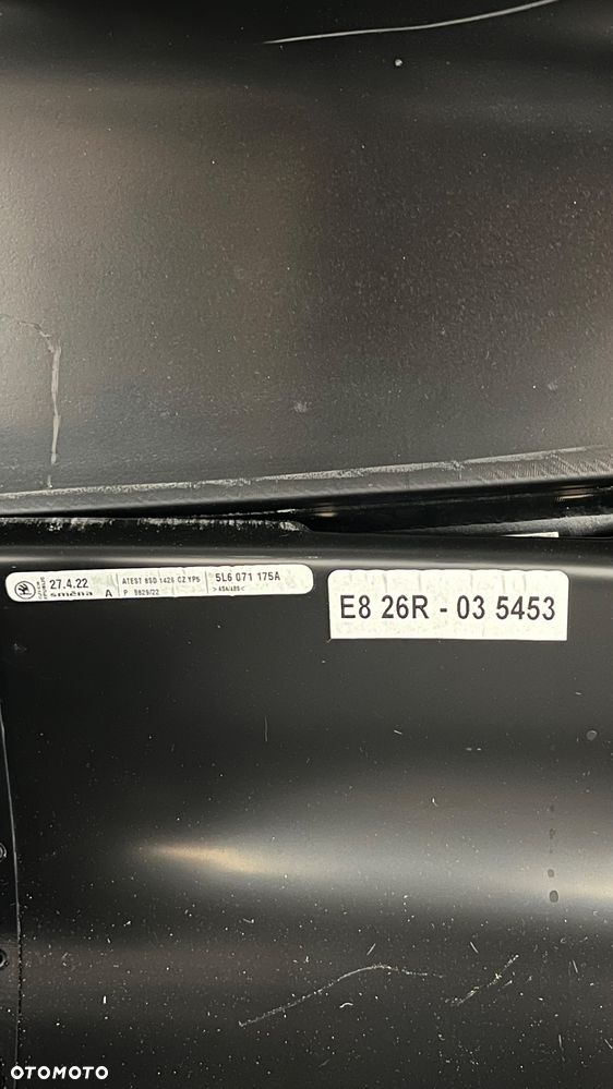 Box dachowy skoda octavia 4, 380 litrów + relingi - 7