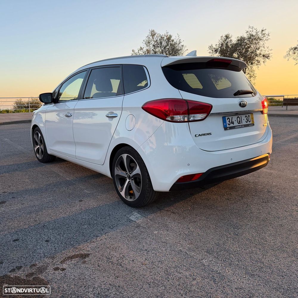 Kia Carens 1.7 CRDi ISG TX - 4