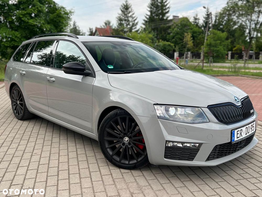 Skoda Octavia 2.0 TDI DSG RS - 26