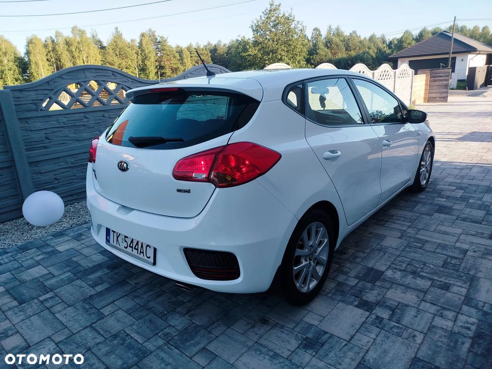 Kia Ceed 1.4 CRDi L - 4