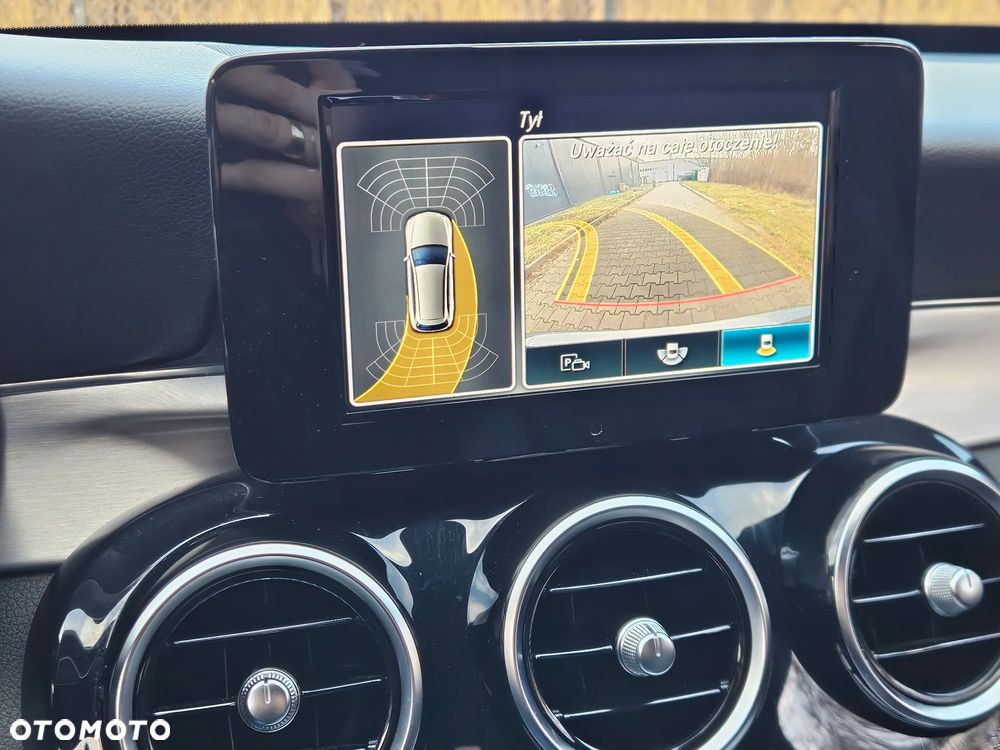 Mercedes-Benz Klasa C 180 9G-TRONIC - 21