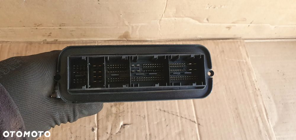 Komputer sterownik silnika BMW X5 E70 3.0D 8517016 - 3