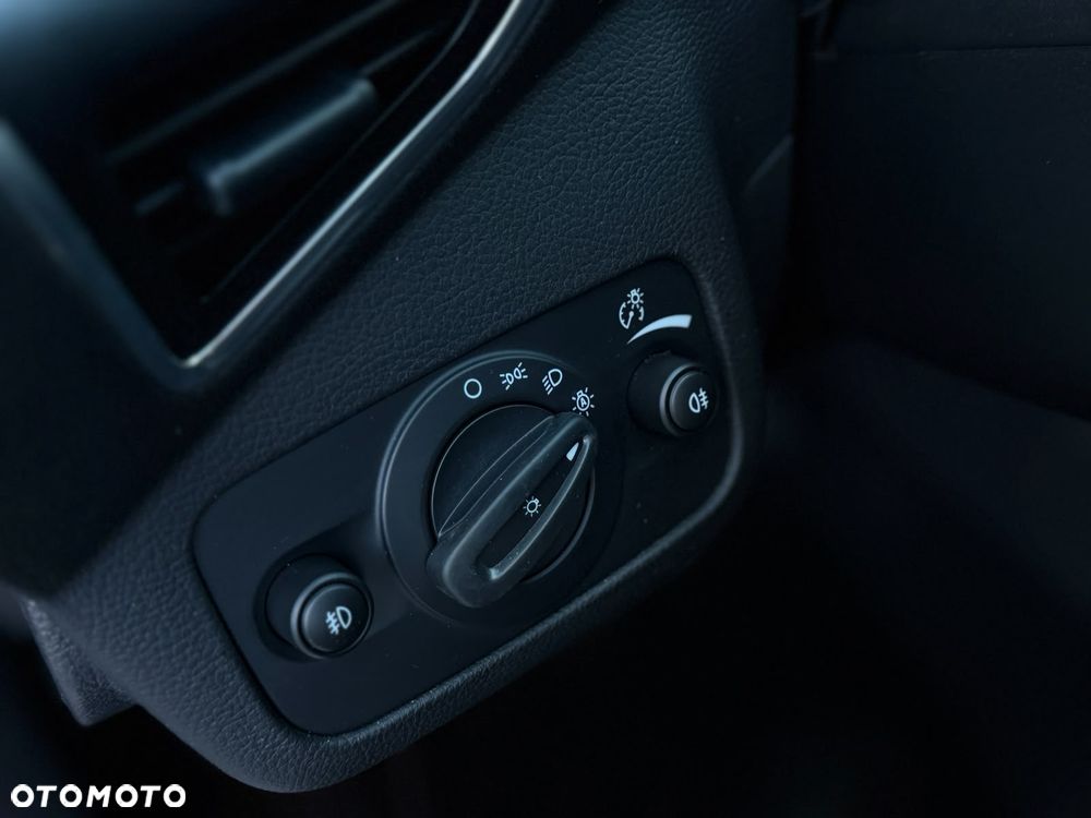 Ford Kuga 2.0 TDCi 4x4 Titanium - 34