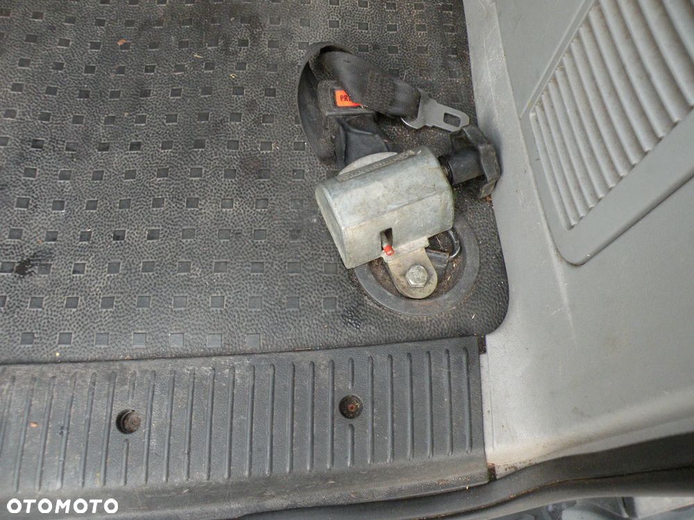Volkswagen Transporter T6 TDI L2H1 - 11