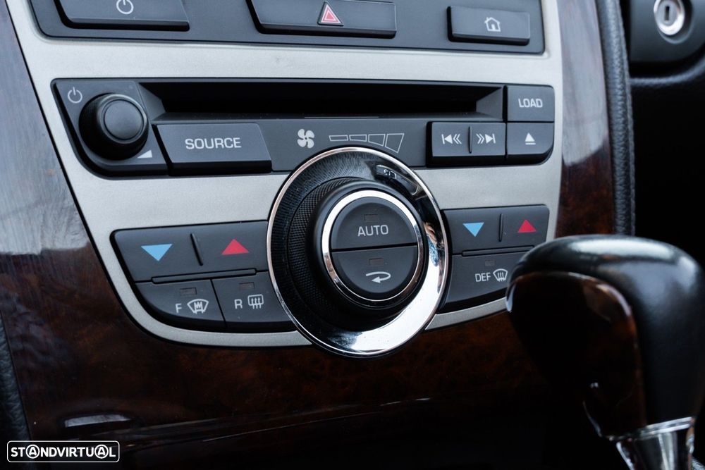 Jaguar XK XK8 4.2 Covertible Classic - 21