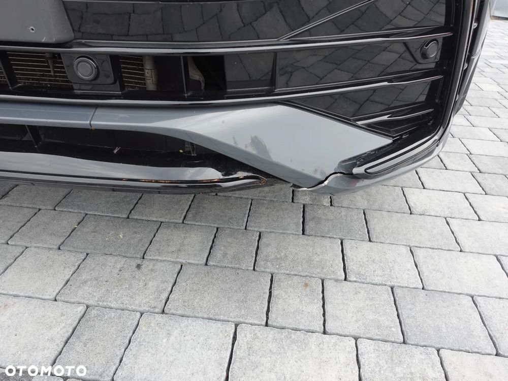 Volkswagen Tiguan 2.0 TDI SCR 4MotION DSG R-Line - 17