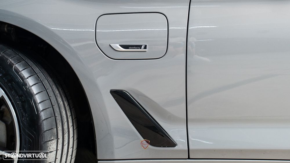 BMW 530 e Pack M - 13