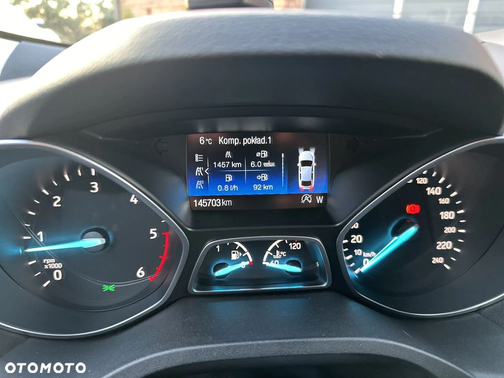 Ford Kuga 2.0 TDCi FWD Titanium - 30