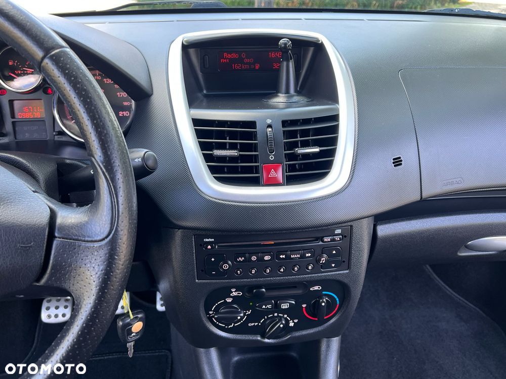 Peugeot 206 plus 75 - 20