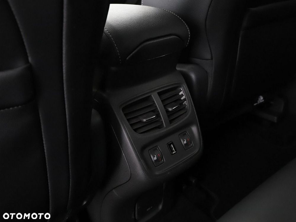 Opel Grandland X 1.6 T Innovation S&S - 38
