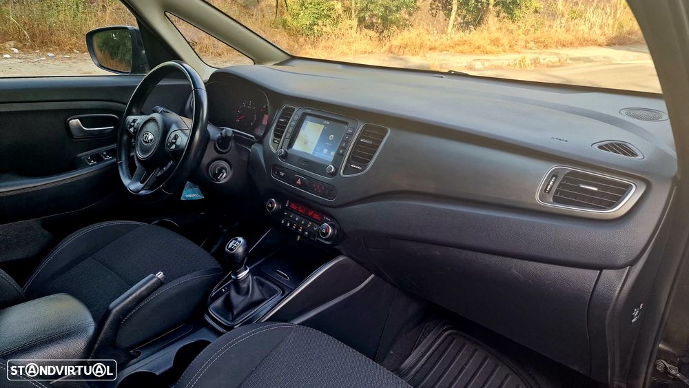 Kia Carens 1.7 CRDi 115 Dream-Team Edition - 8