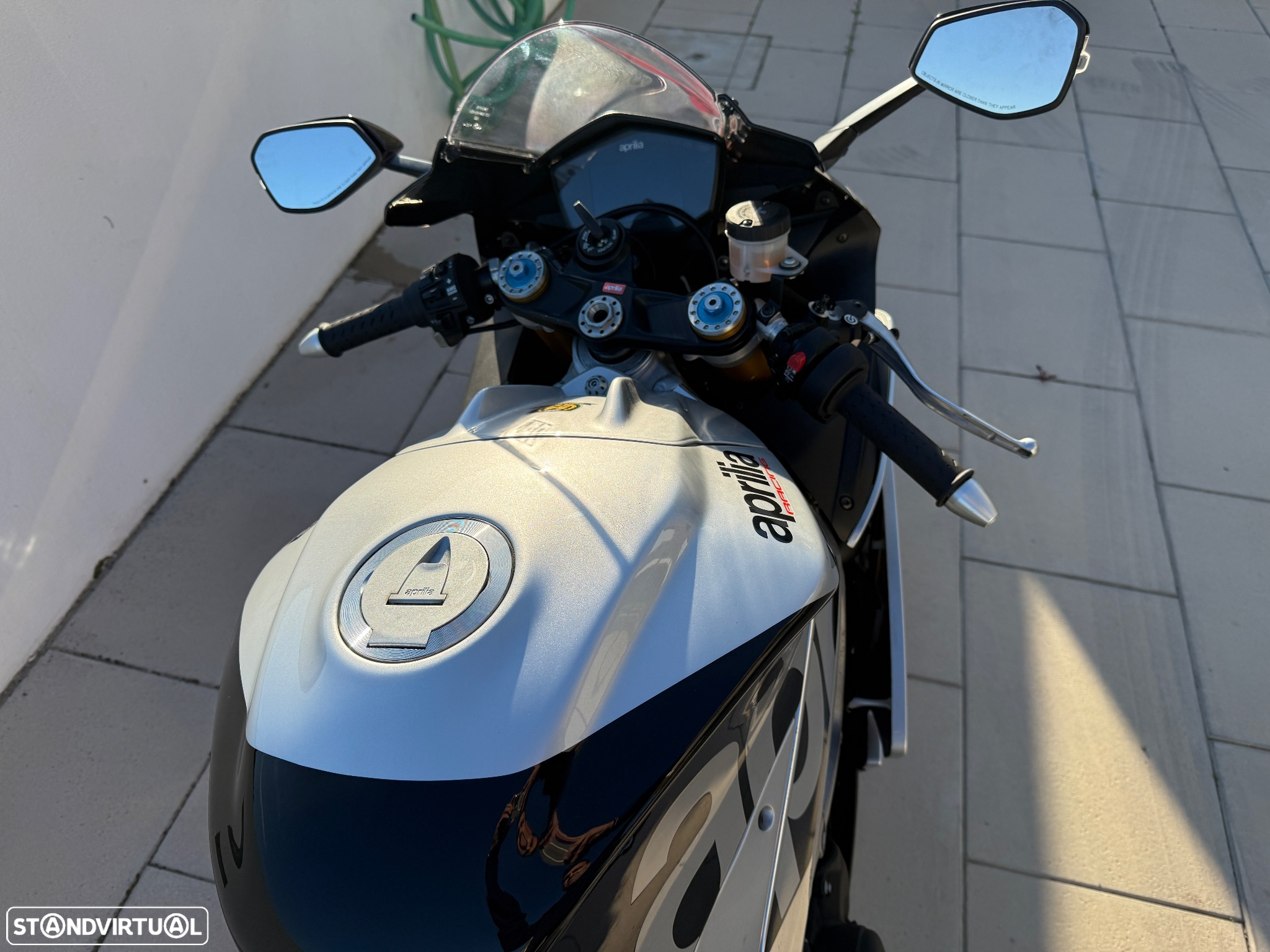 Aprilia RSV RSV 4 1000 RF - 5