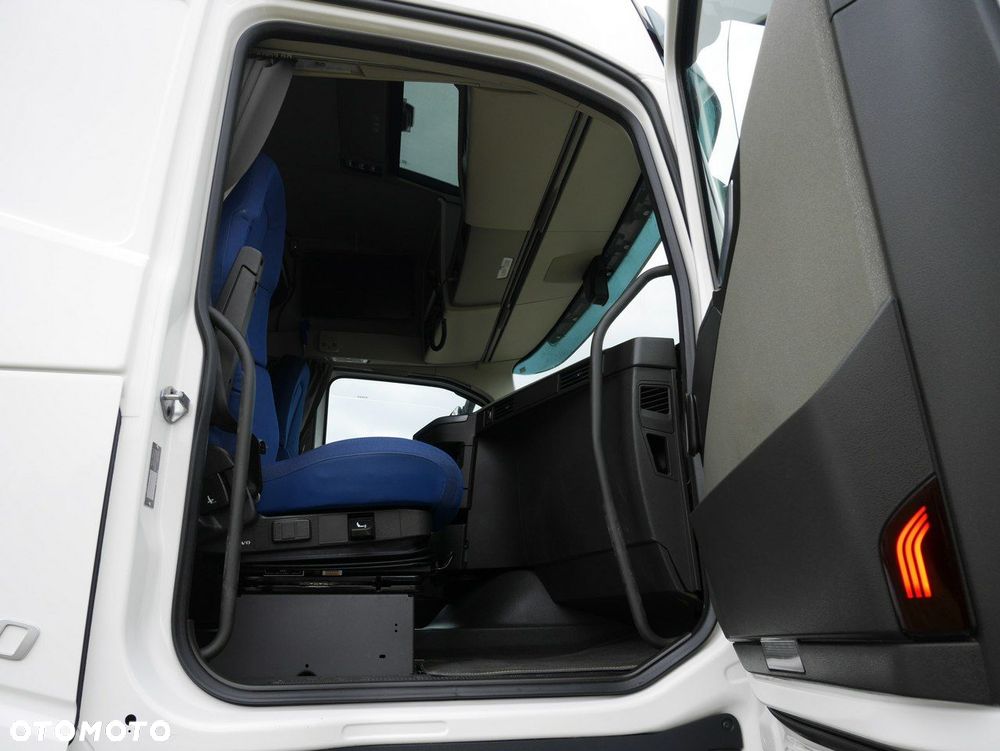Volvo FH / 500 / EURO 6/Klima Postojowa/ ACC / I -COOL / NO - 15
