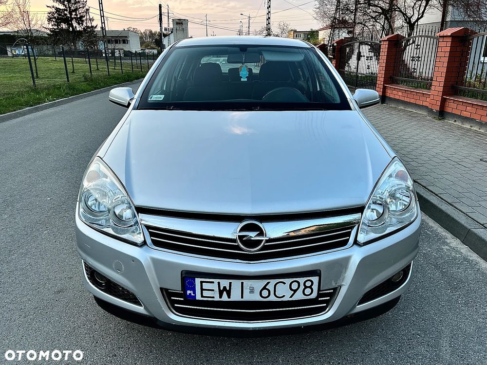 Opel Astra - 1