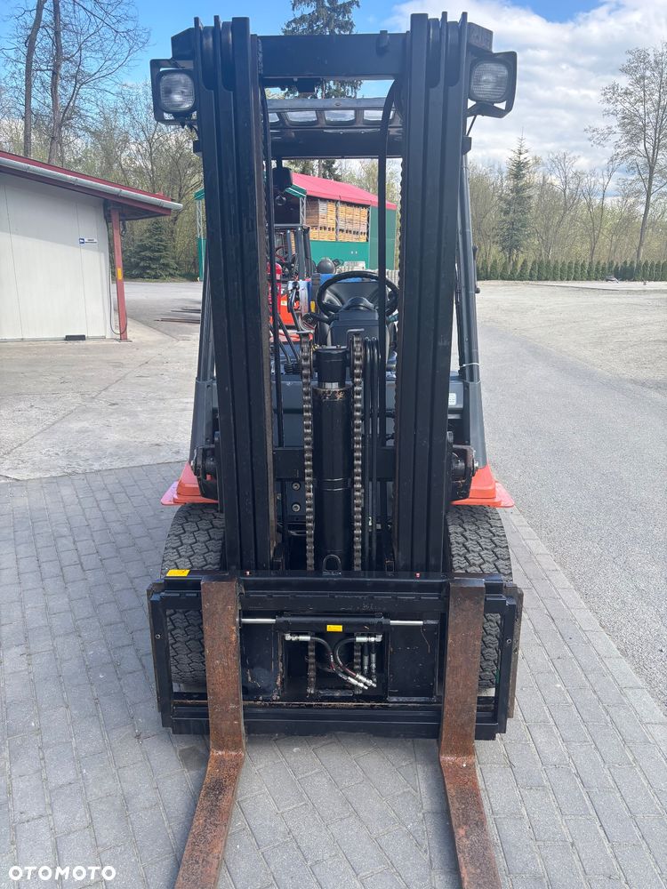 Toyota 7FGF30  I właściciel 3t Tony LPG triplex 33 700 NETTO Solidny sprzęt  2002r - 4