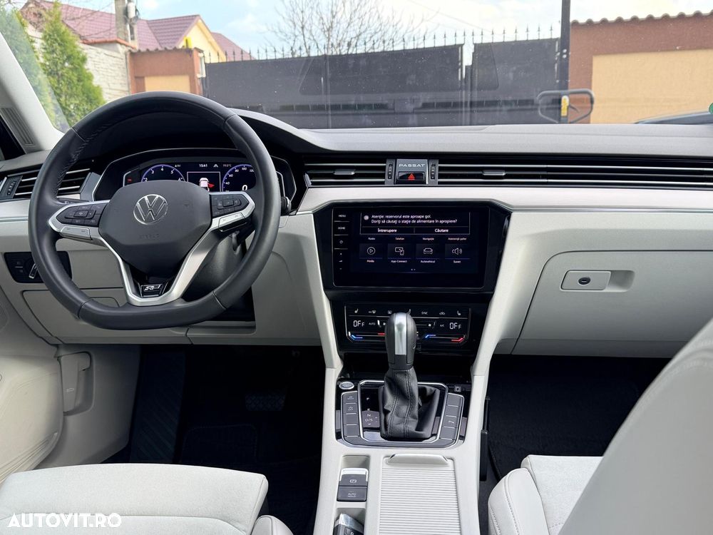 Volkswagen Passat 1.5 TSI ACT DSG Highline - 9