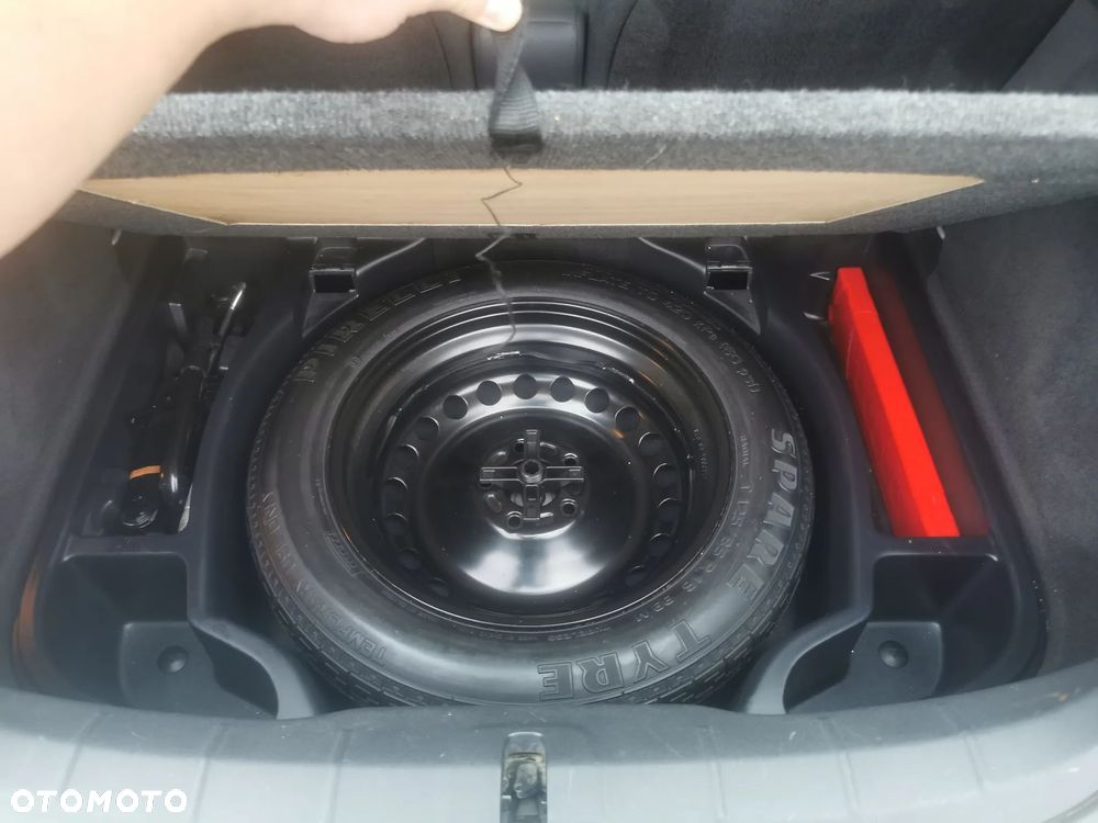 Volvo C30 D2 R-Design - 15