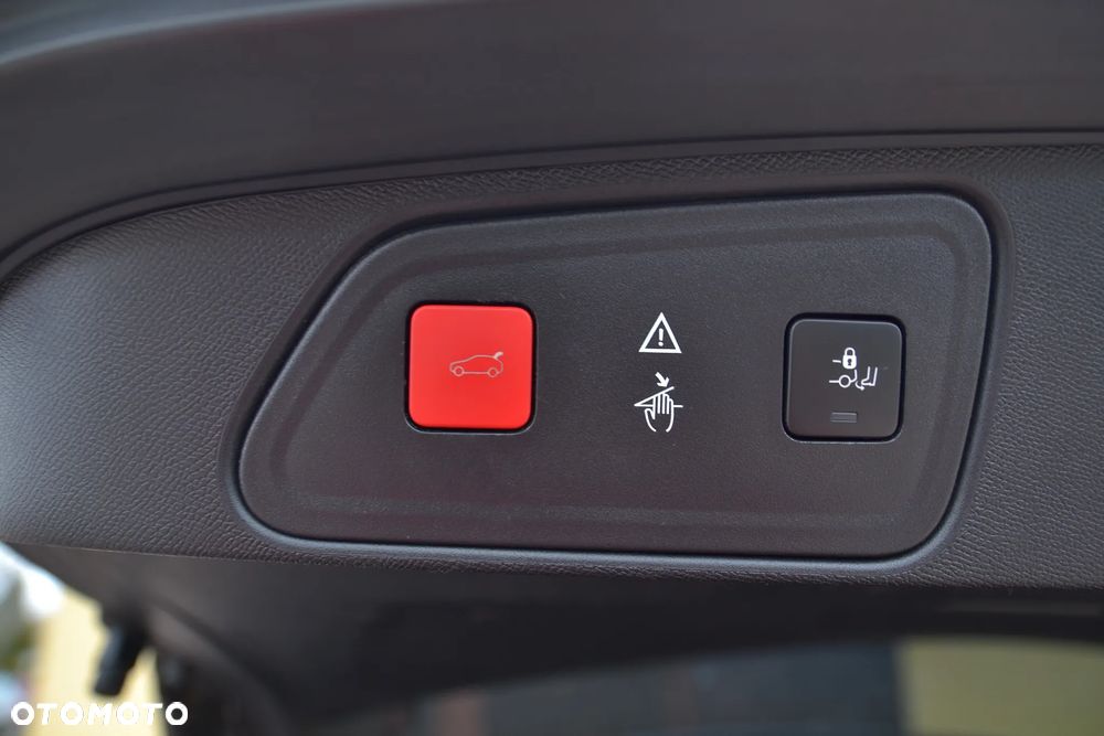 Peugeot 3008 HDi FAP 150 Platinum - 33