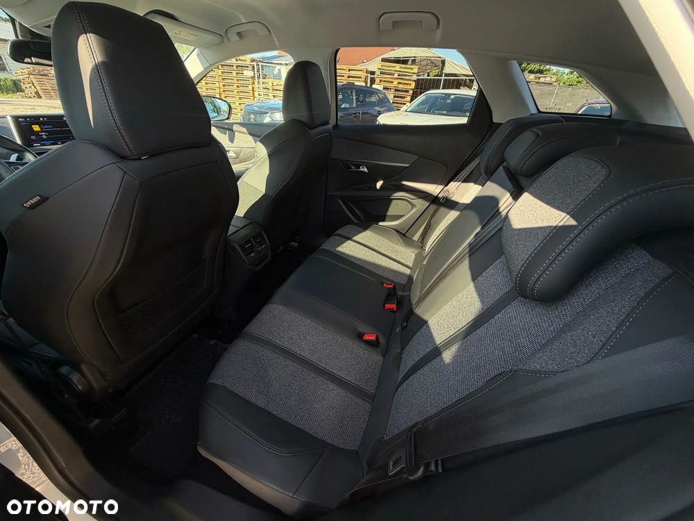 Peugeot 3008 BlueHDi 130 Stop & Start Allure - 22