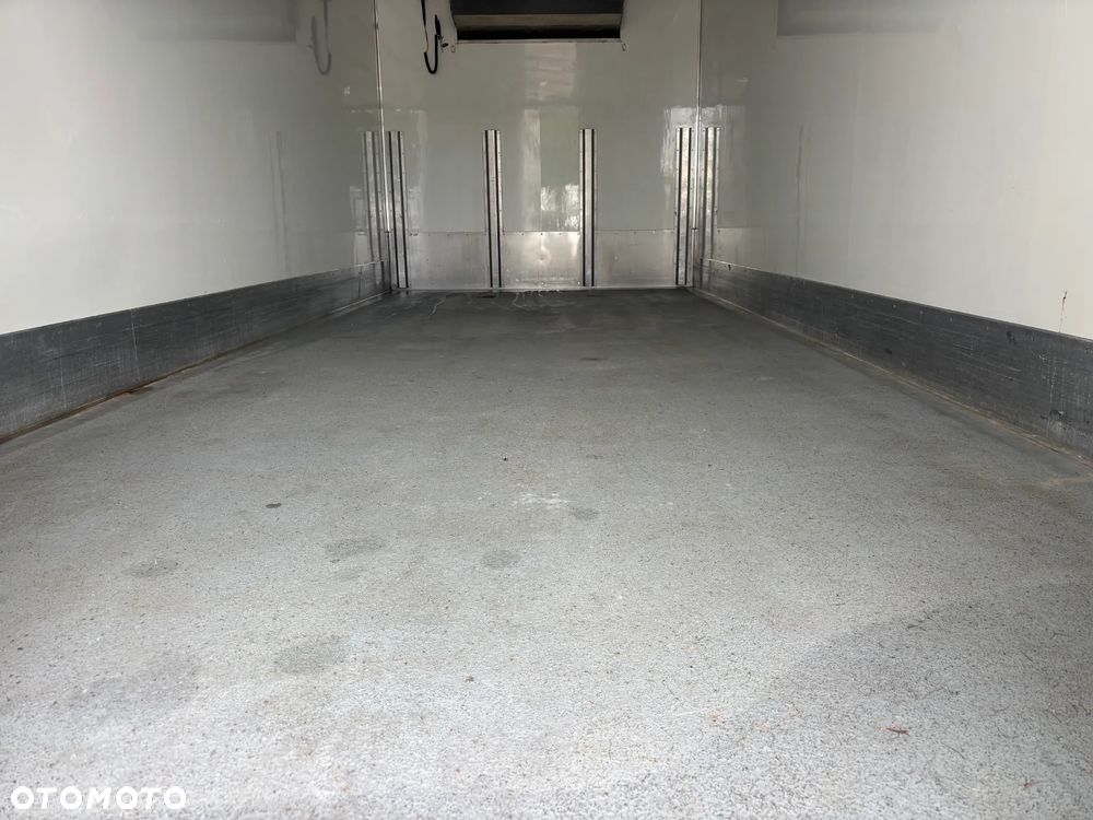 Mercedes-Benz ATEGO 1221 ,,818 ,,821 ,,921 ,,1018 ,,1218 ,,1223 ,,1224 ,,1523 ,,1527 ,,1530 - 6