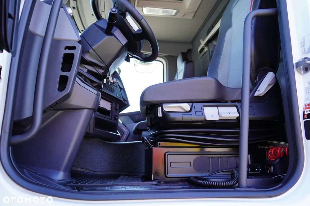 Renault C 430 / 6 X 2 / E 6 / SKRZYNIOWY + HDS / FASSI F 195 / ROTATOR / PILOT / DŁ. 8,05 M - 37