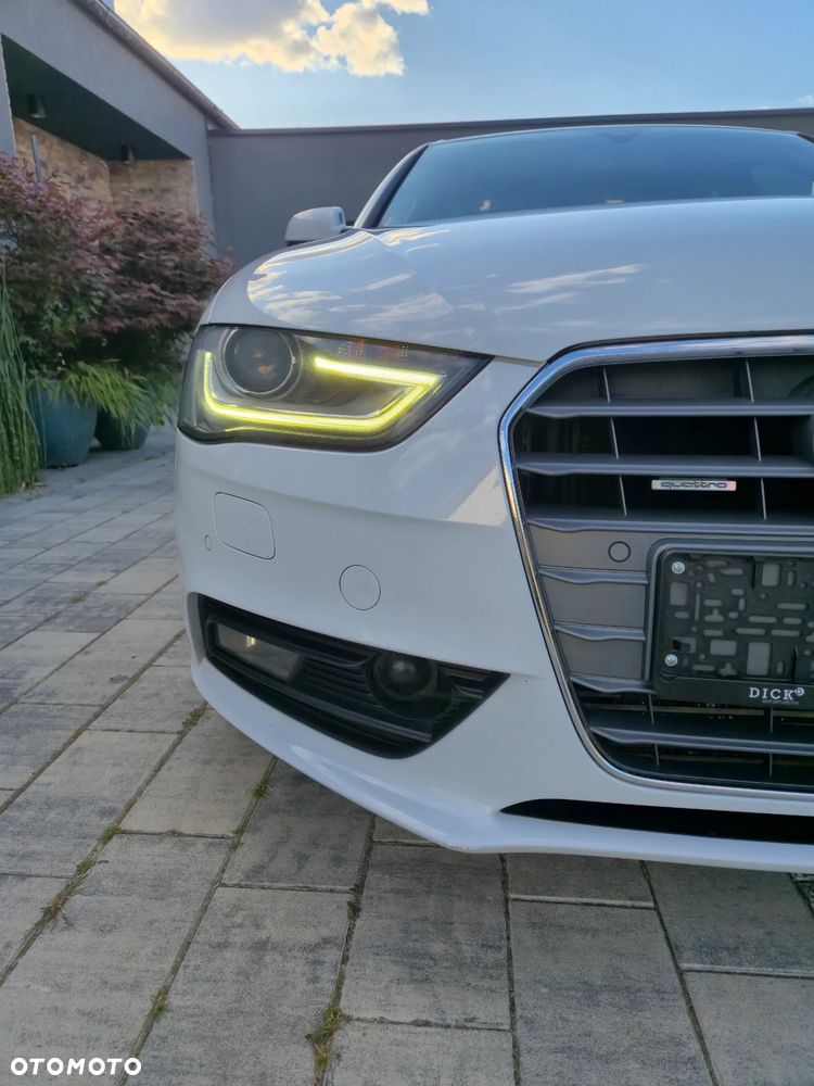 Audi A4 Avant 2.0 TDI DPF quattro S tronic S line Sportpaket - 13