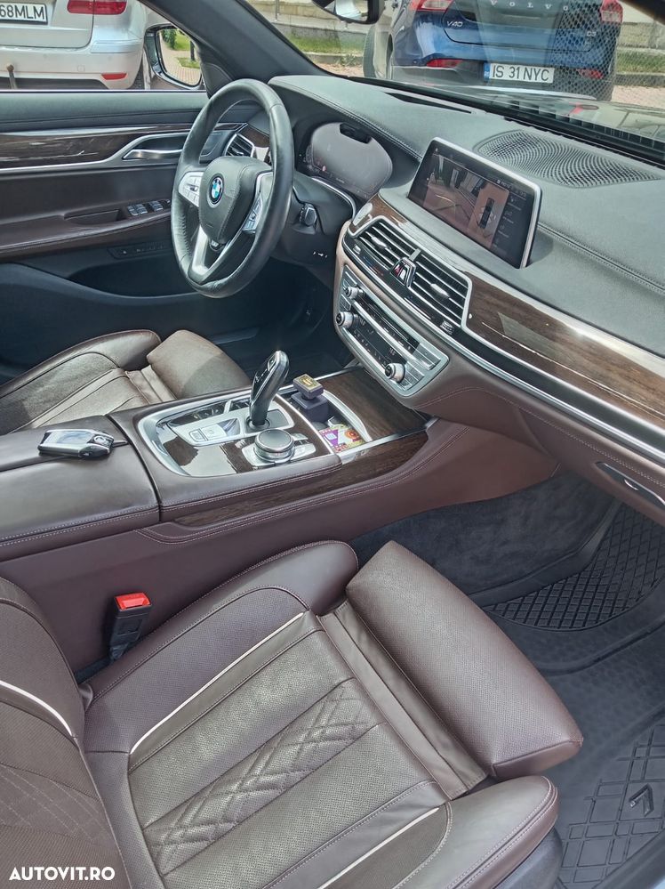 BMW Seria 7 730d xDrive - 16