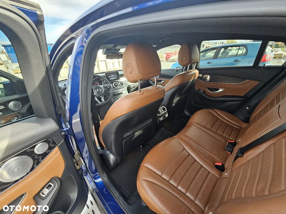 Mercedes-Benz GLC 300 4Matic 9G-TRONIC AMG Line - 6