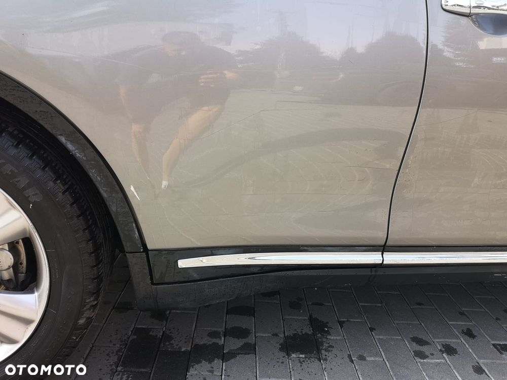 Infiniti FX FX37 AWD GT Premium - 23