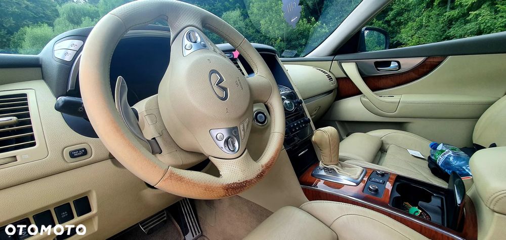 Infiniti FX FX30d S - 16