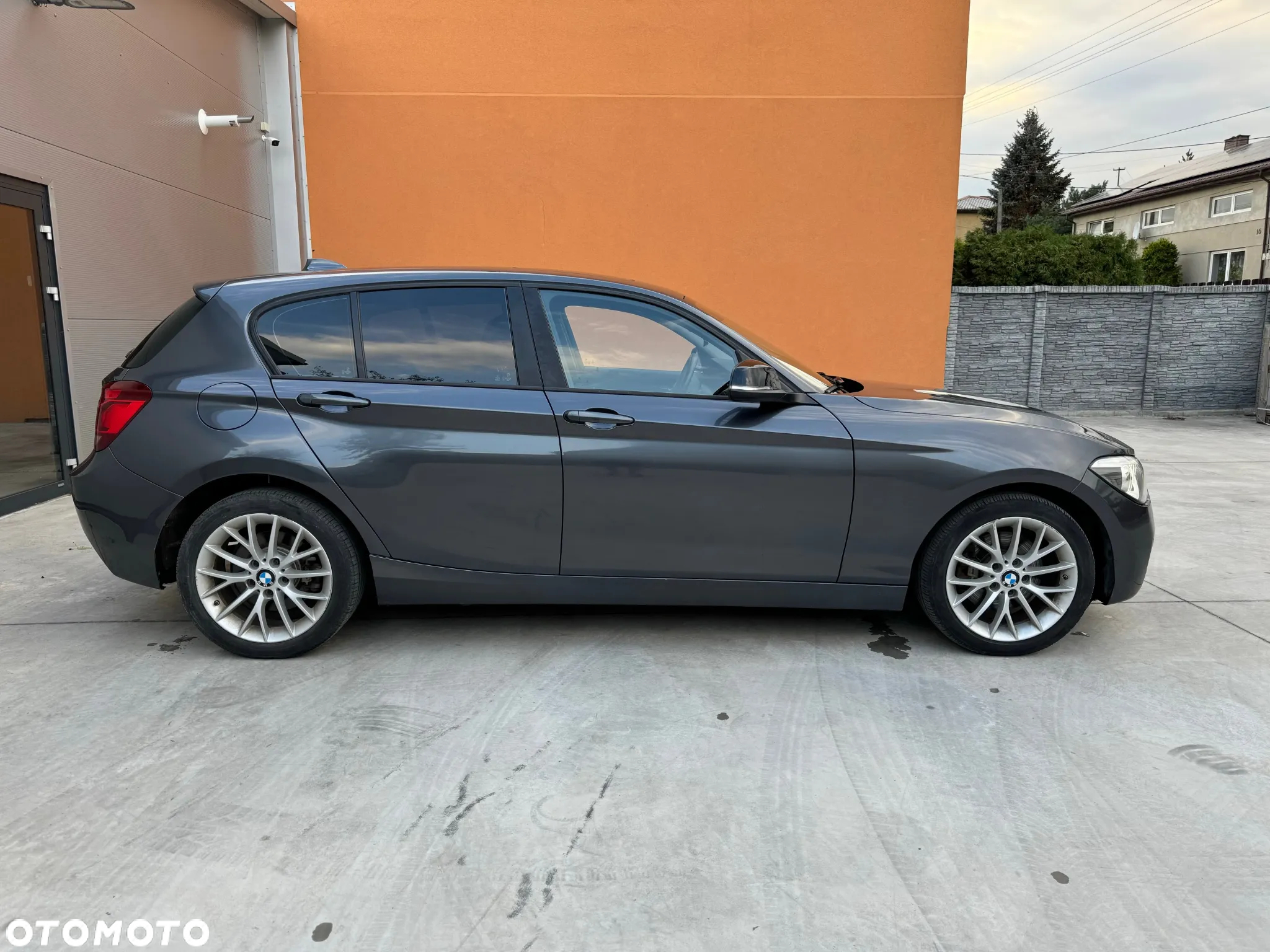 BMW Seria 1 118d Sport Line - 4