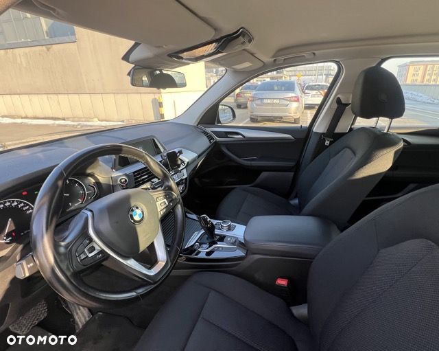 BMW X3 xDrive20d Business Edition - 21