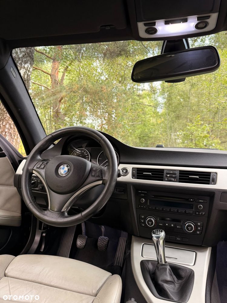 BMW Seria 3 320d DPF - 20
