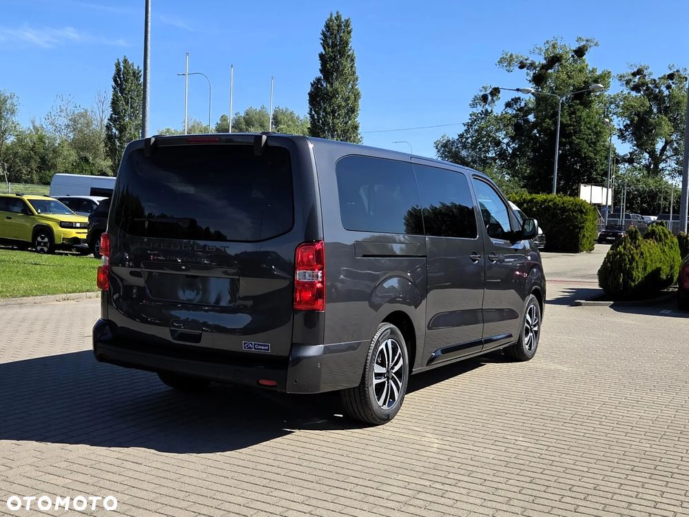 Peugeot Traveller 2.2 BlueHDi Long Business EAT8 - 8