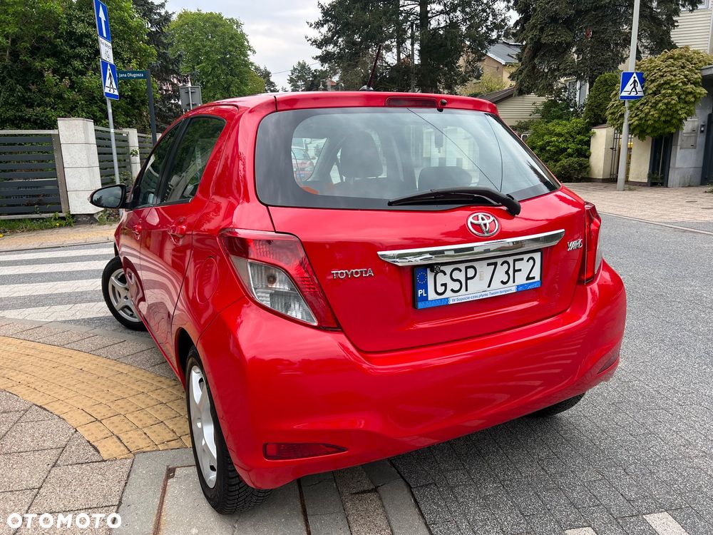 Toyota Yaris 1.0 Active EU6 - 4