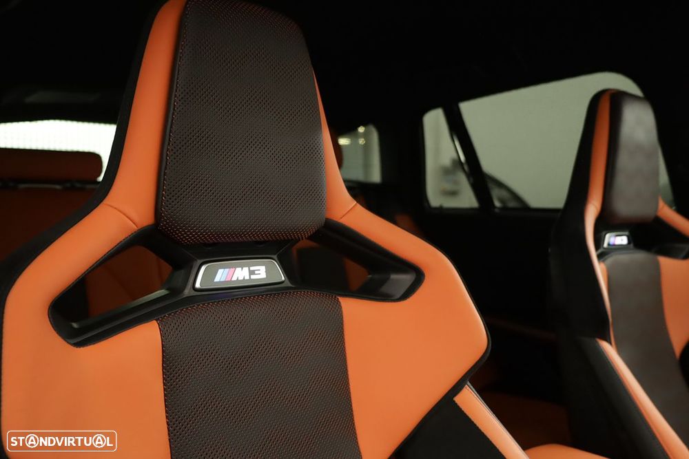 BMW M3 Competition xDrive - 33