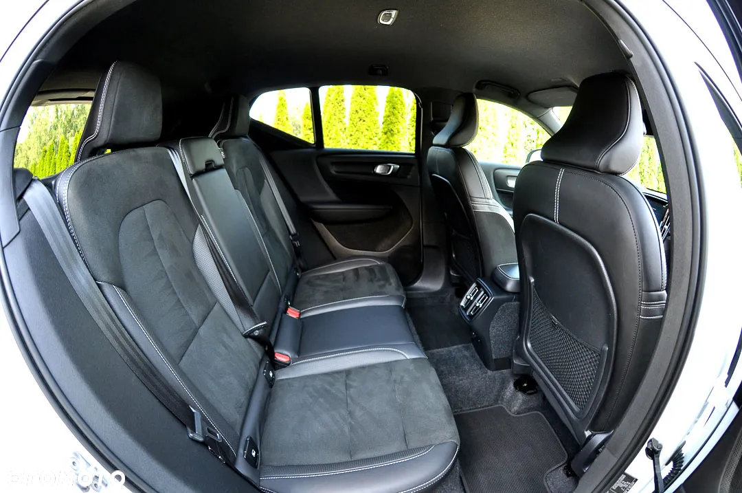 Volvo XC 40 T3 R-Design - 18