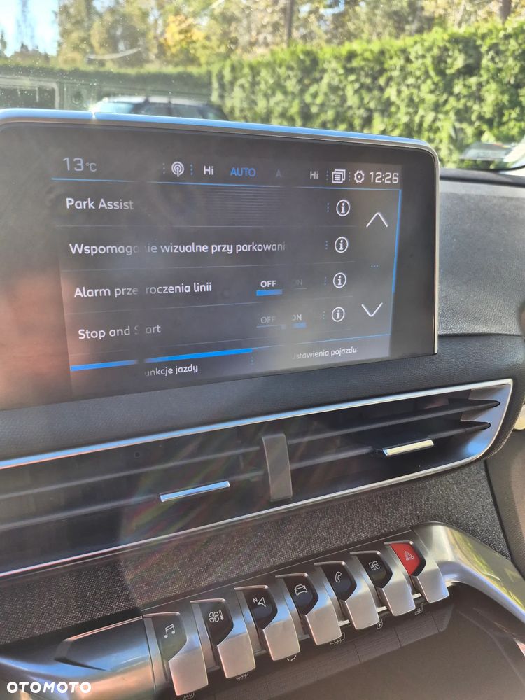 Peugeot 3008 2.0 BlueHDi Allure S&S - 26