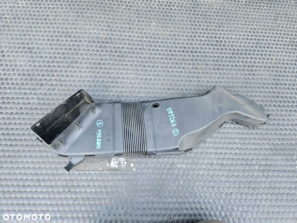Przewód Dolot 8E0129618D 8E0129617D Wlot Kanał Filtra Powietrza Pas Przedni AUDI A4 B6 B7 - 7