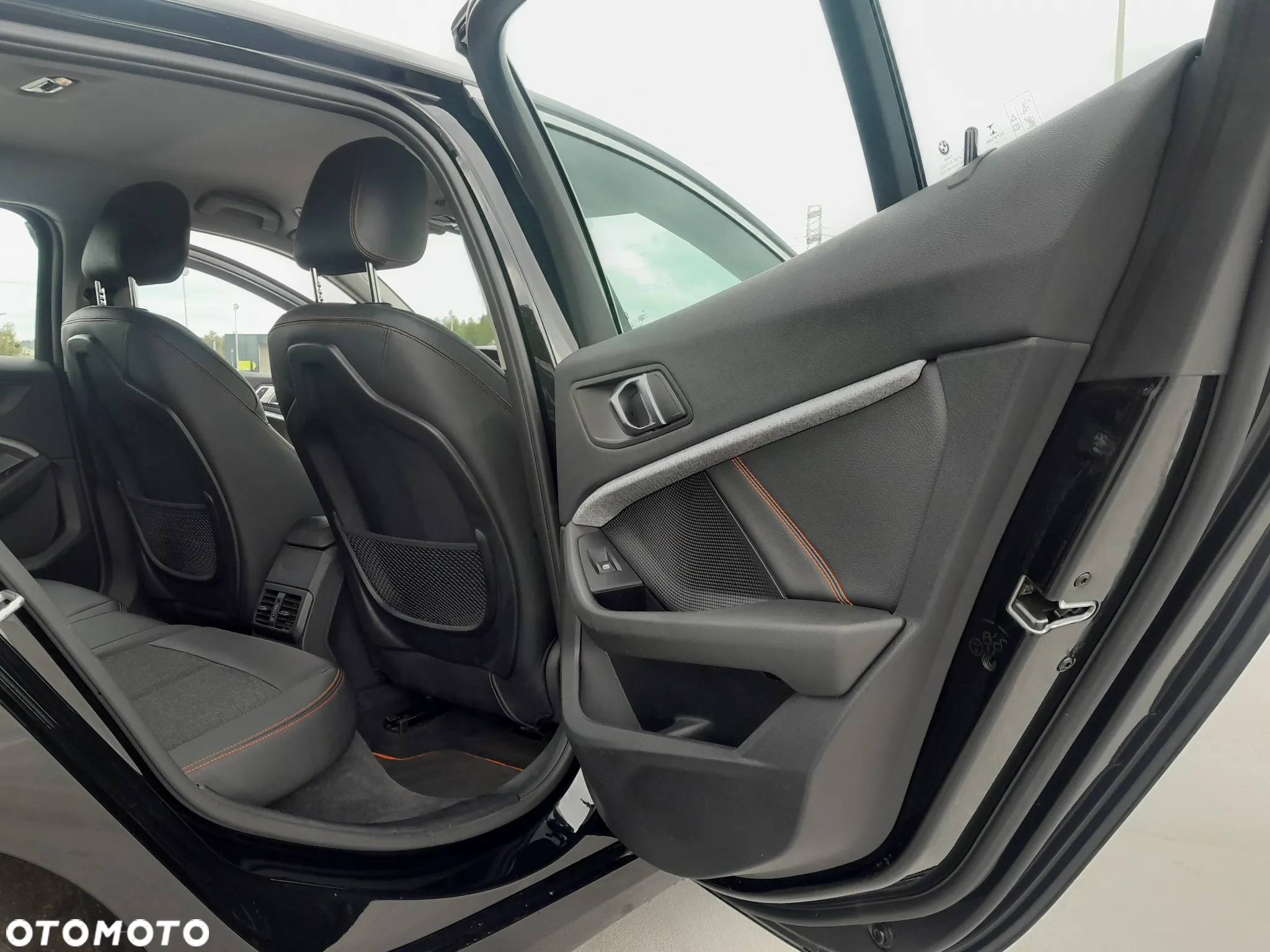 BMW Seria 1 118i Sport Line - 23