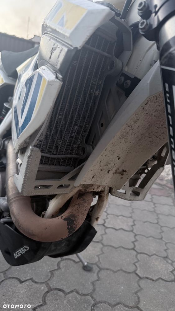 Husqvarna FE - 8