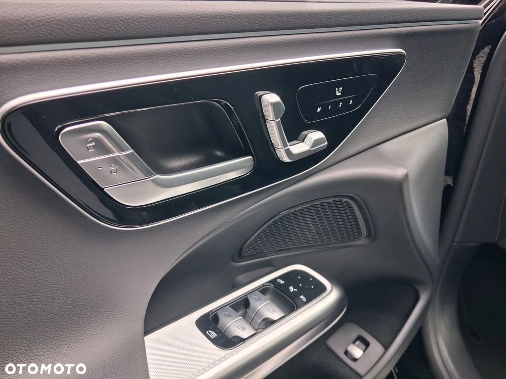 Mercedes-Benz Klasa E 220 d mHEV Avantgarde 9G-Tronic - 11