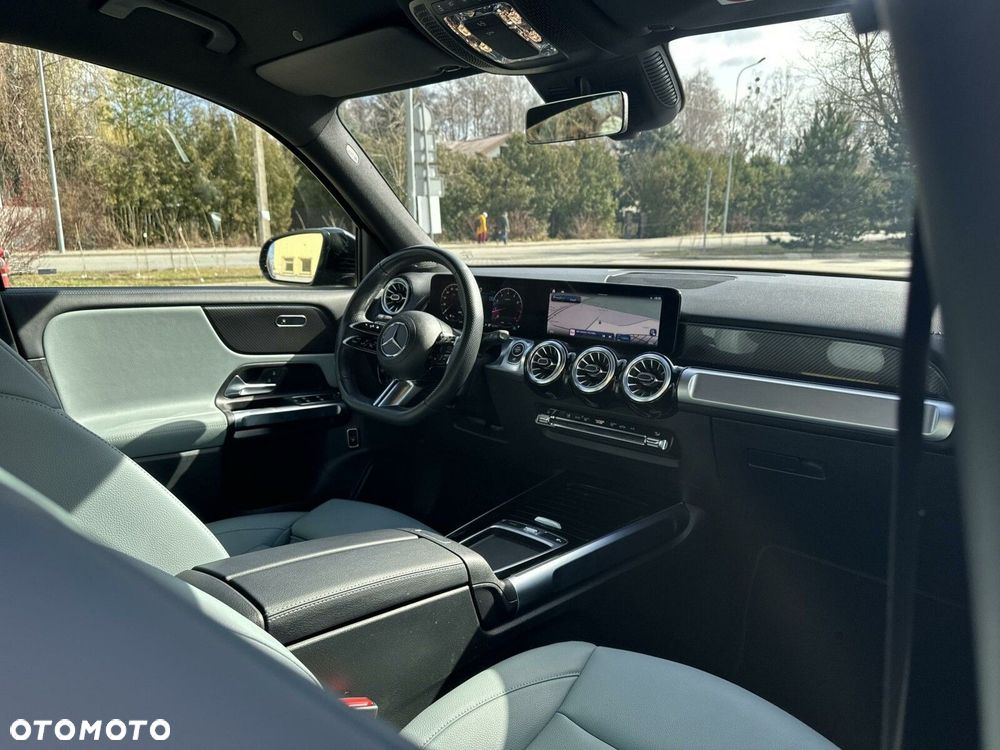 Mercedes-Benz GLB 200 AMG Line 7G-DCT - 26